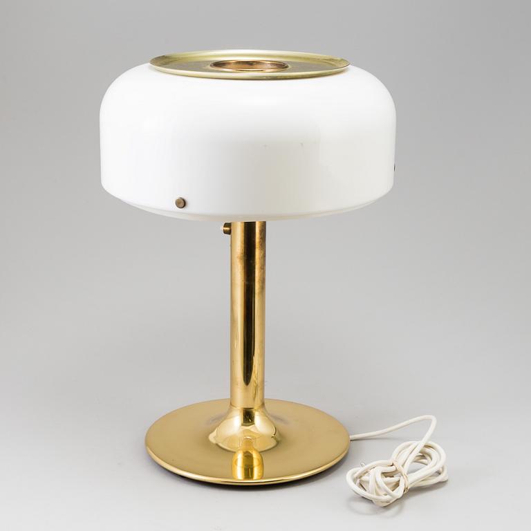 A "Knubbling" tablelamp by Anders Pehrsson for Ateljé Lyktan.
