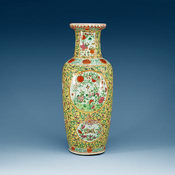 1483. A large yellow ground famille rose vase, late Qing dynasty.