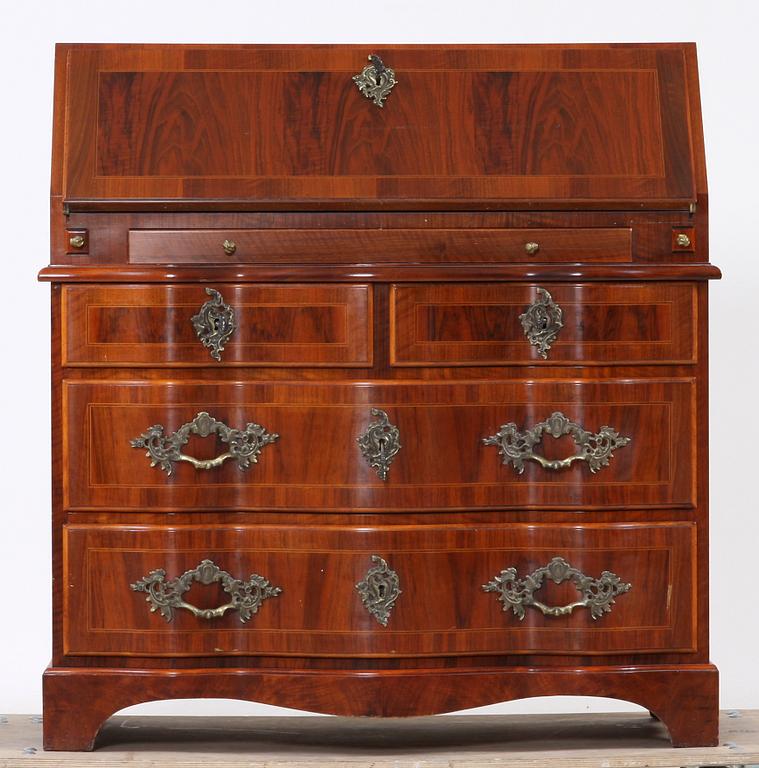 SEKRETÄR, senbarock-stil, 1900-tal.