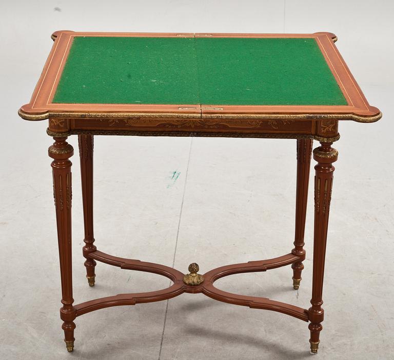 SPELBORD, Louis XVI-stil. 1900-talets mitt.