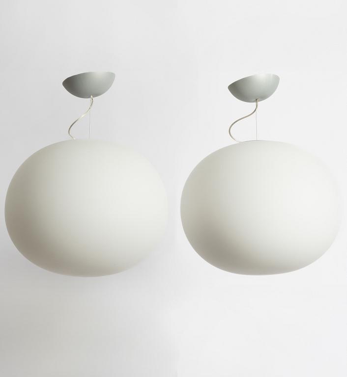 Jasper Morrison, ceiling lamps, a pair, "Glo-Ball S2", Flos, Italy.