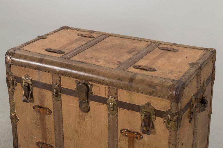 An early 20th century leather trunk.