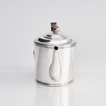 A Finnish silver teapot, mark of Henrik Sandberg, Helsingfors 1813.