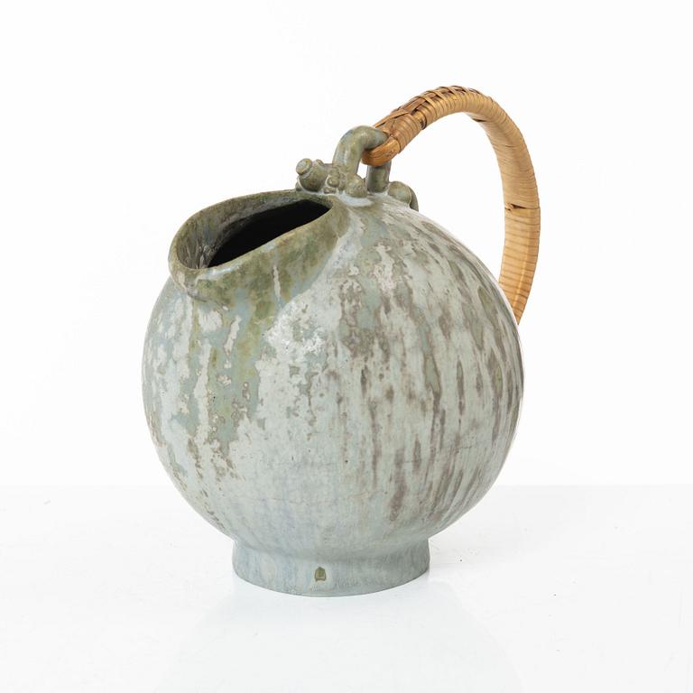 Arne Bang, a stoneware jug, model 151, own workshop, Fensmark, Denmark, 1930s-50s.