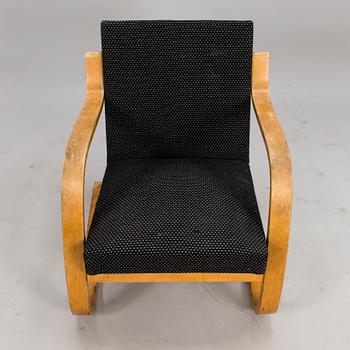 ALVAR AALTO, A 1940s '34/402' armchair for  O.Y. Huonekalu- ja Rakennustyötehdas A.B. Finland.