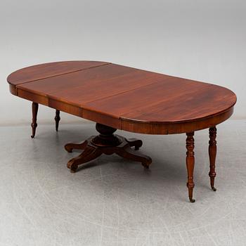 A late Empire Dinner table, 19th century.