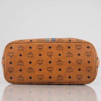 MCM, bag.