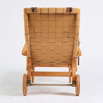 Bruno Mathsson, a rare easy chair for Firma Karl Mathsson, Värnamo, Sweden 1940s.