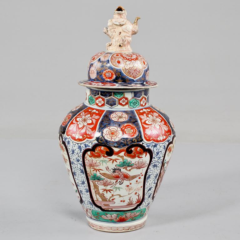 LOCKURNA, porslin, Imari, Japan, 1800-tal.