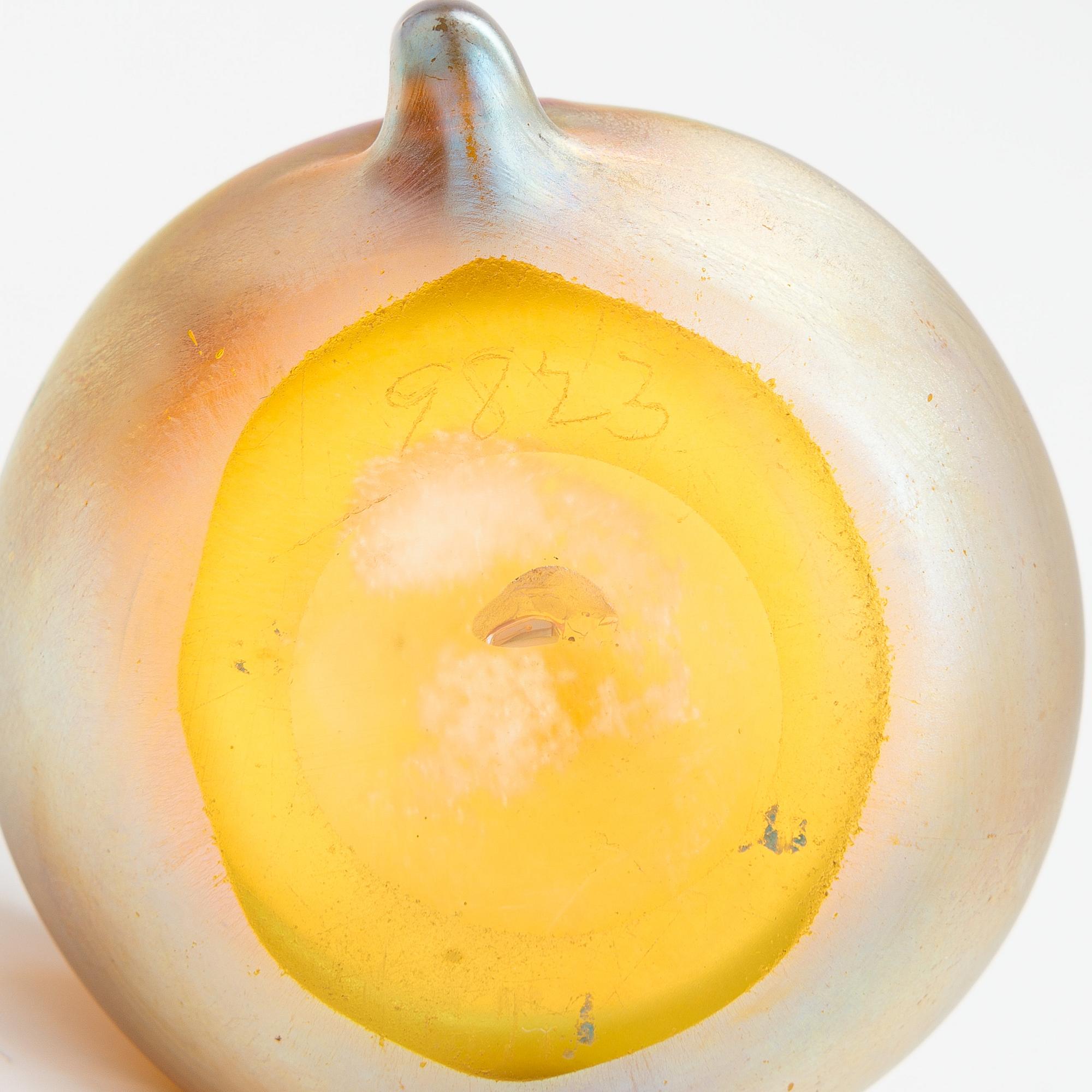 Louis Comfort Tiffany, saltkar, ett par, signerade LCT 9823, USA 1900-talets början.