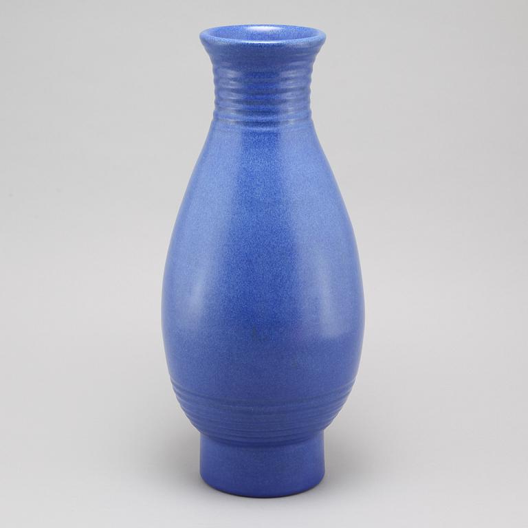 a ceramic vase, Bo Fajans.