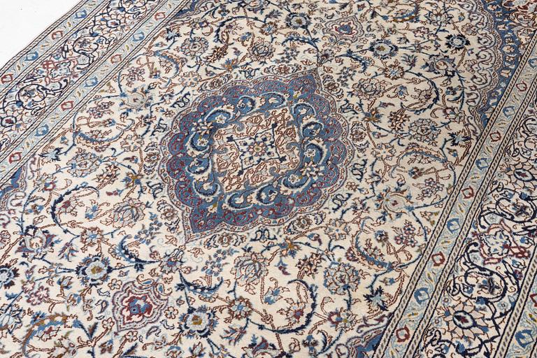 Rug, Nain, approx. 300 x 196 cm.