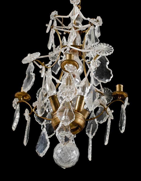 LJUSKRONA, "Sturehov", rokokostil, ur Ikeas 1700-tals serie. Höjd ca 75 cm.