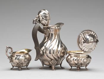 KAFFESERVIS, 3 delar, silver, C.G Hallberg, Stockholm, 1945. Total vikt ca 700 g.