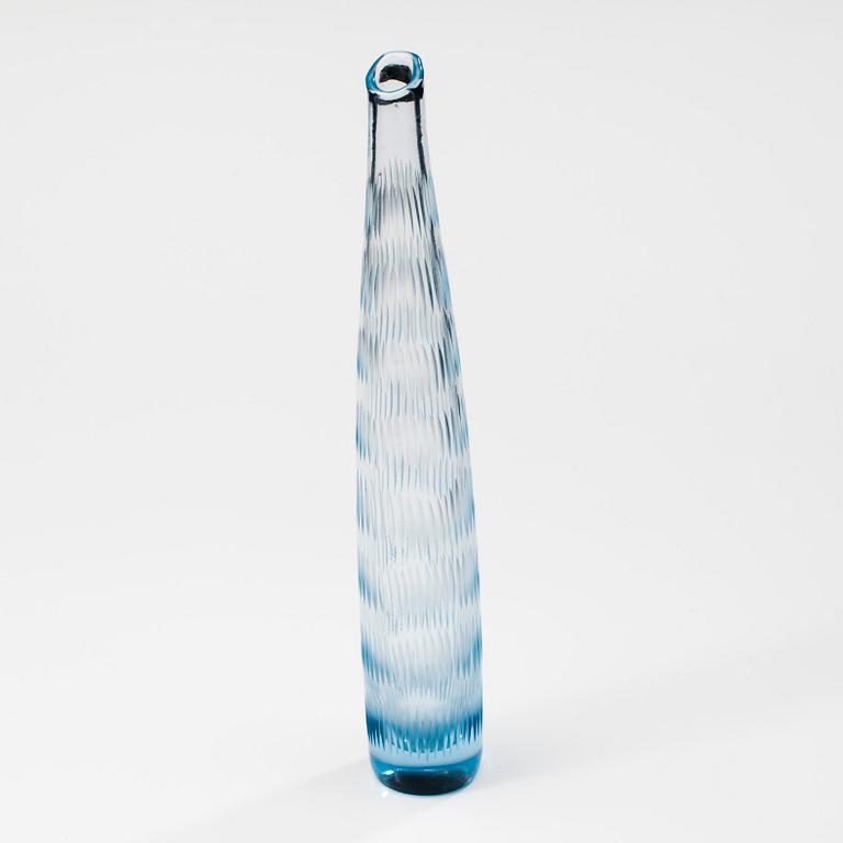 VAS, glas, signerad Toini Muona, Riihimäen Lasi Oy.