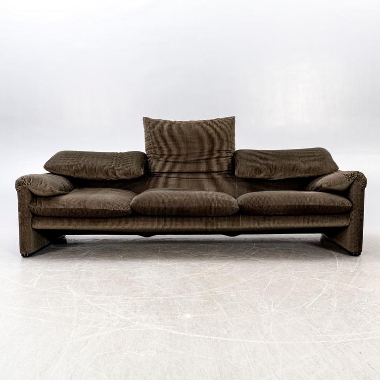 Vico Magistretti, sofa, "Maralunga" for Cassina designed in 1973.