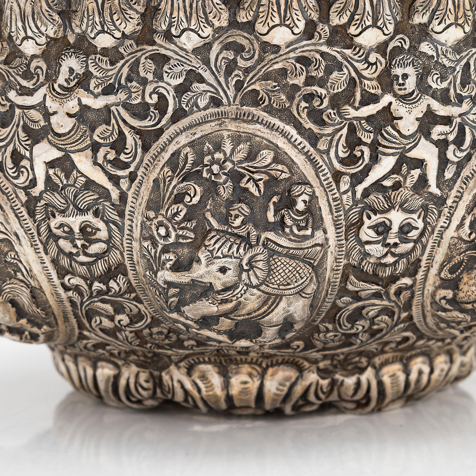 Skål, silver, Indien/ Sri Lanka, möjl. tidigt 1900-tal.