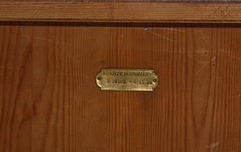 BYRÅ. Märkt Nordiska Kompaniet. 1920-tal.