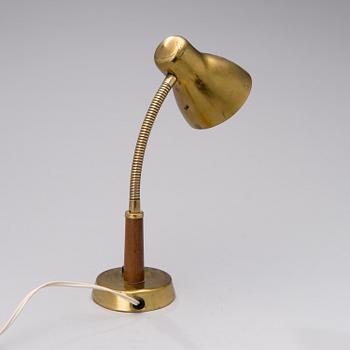 PÖYTÄVALAISIN, Precenta Oy / Preluce Oy, 1900-luvun puoliväli.