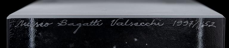 Heikki Orvola, Maljakko "Bagatti Valsecchi", sign. Heikki Orvola Iittala Nuutajärvi, Museo Bagatti Valsecchi 1997/152.