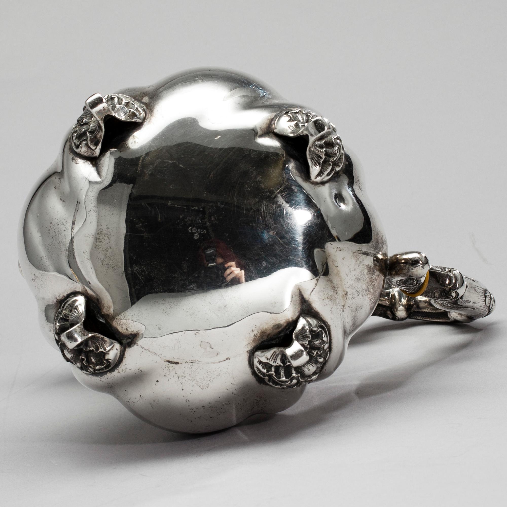 KAFFEKANNA, silver, Tyskland 1900-talets början. Vikt ca 850 g.