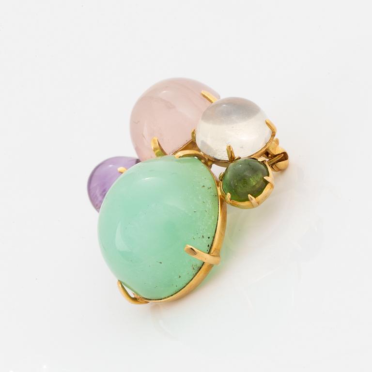 Brosch, guld med  cabochonslipade färgstenar.