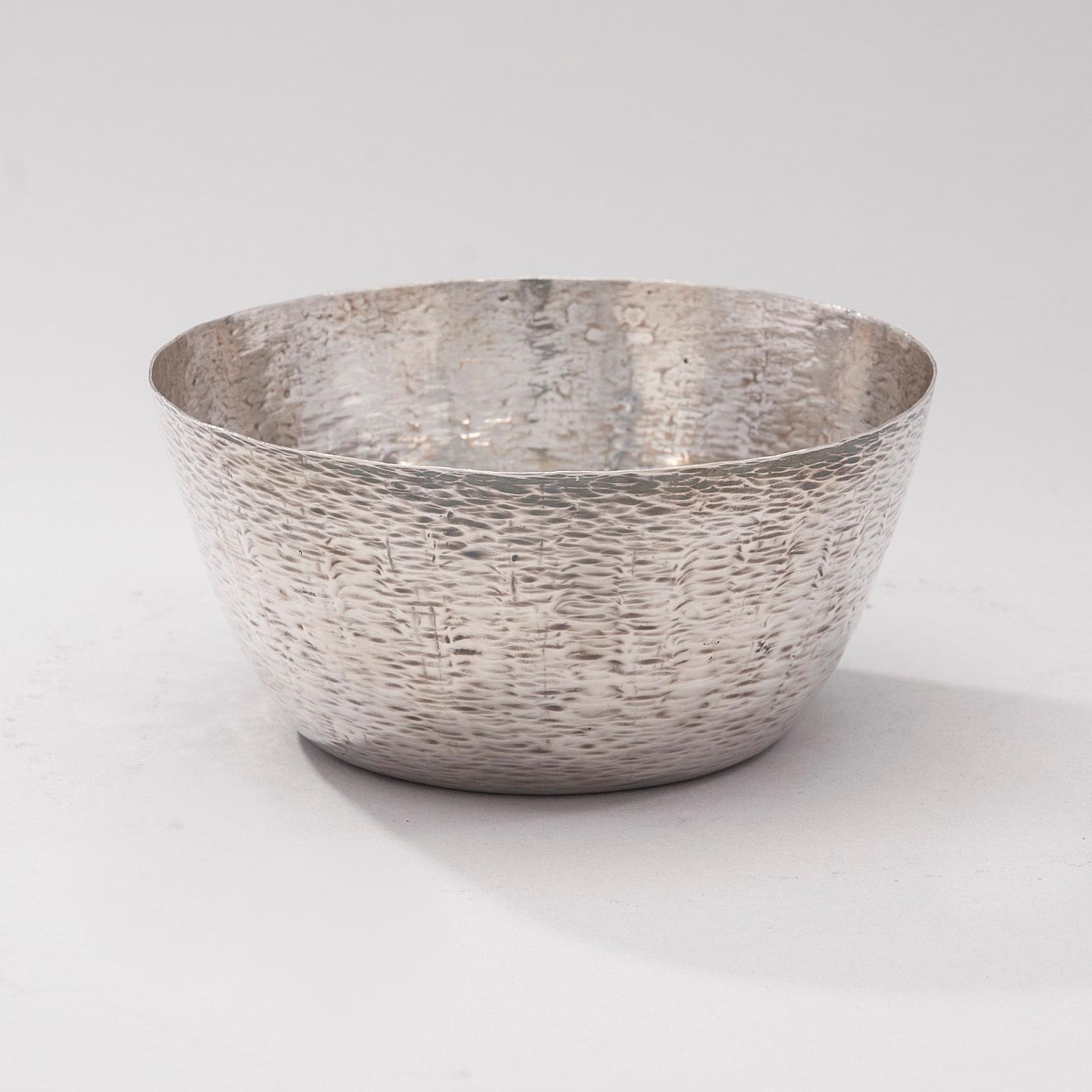 SKÅL, silver, Tapio Wirkkala, Kultakeskus, 1975. Vikt ca 294 g.