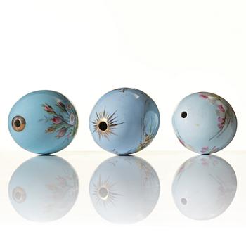 Three Russian porcelain Easter Eggs, circa 1890-1900, presumably Imperial Porcelain Manufactory, St Petersburg.