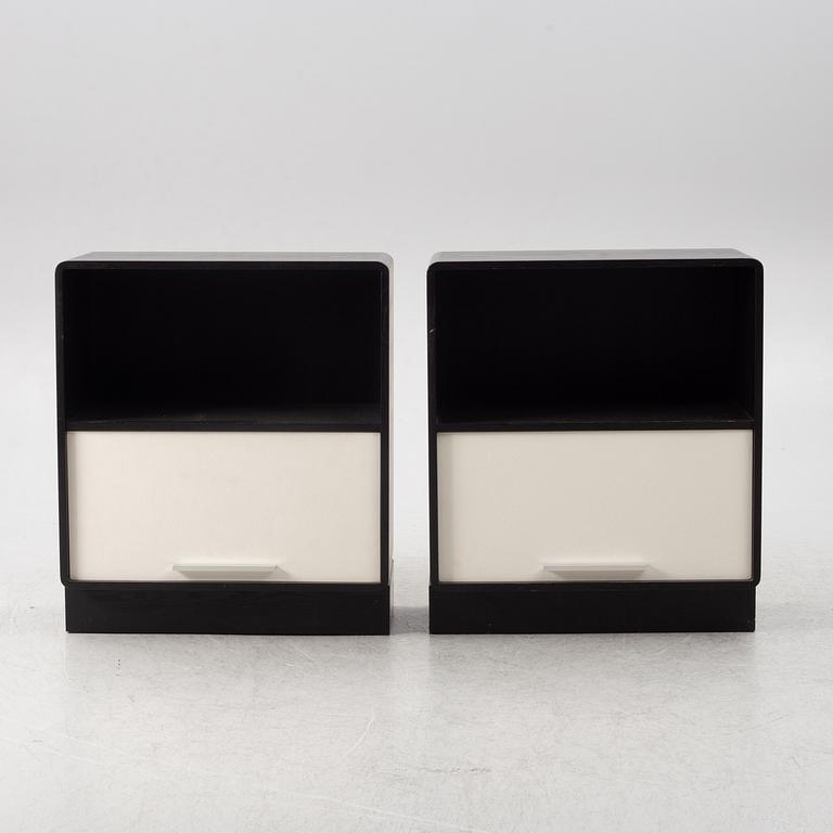 Dyrlund & Smith, hurtsar/skåp, ett par, Danmark, 1900-talets senare del.