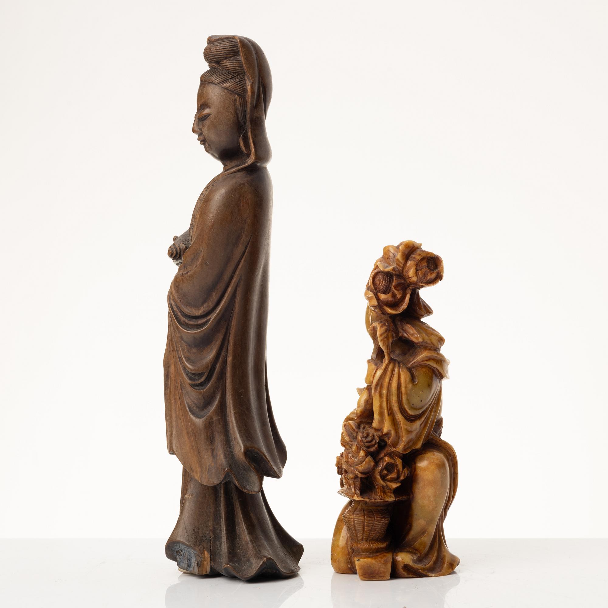 Skulpturer, två stycken, bambu och sten. Sen Qingdynasti.