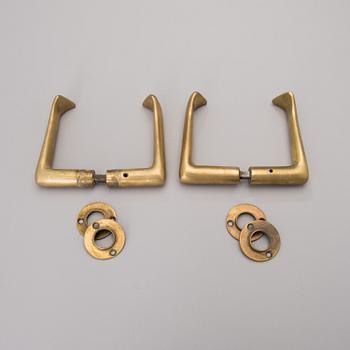 A PAIR OF DOOR HANDLES, manufacturer Viljo Hirvonen, Valaistustyö, 1950s.