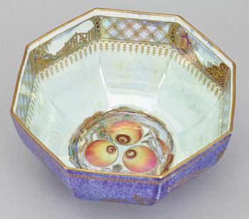 SKÅL, porslin, Wedgewood, 1900-talets första hälft.