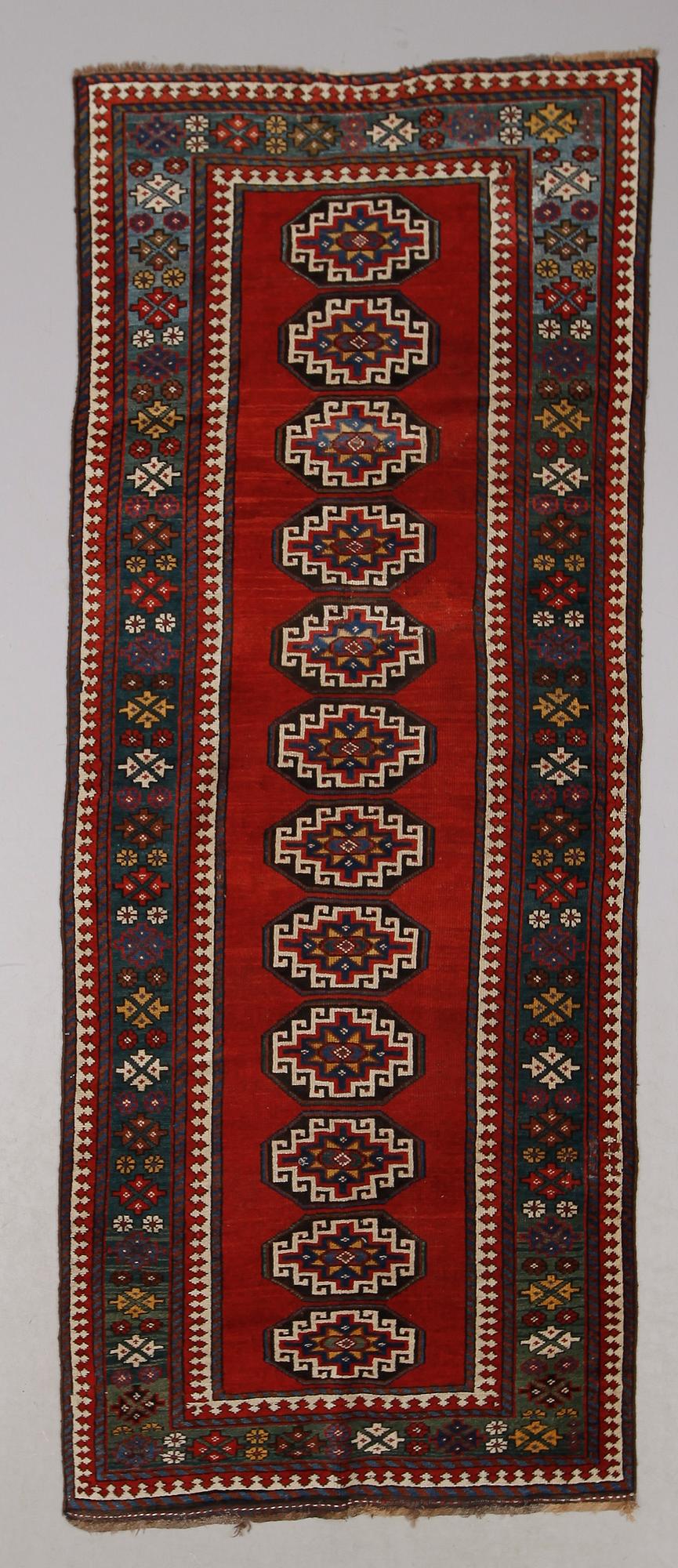 MATTA, orient, ca 284 x 112 cm.
