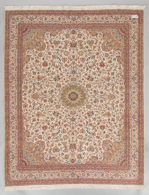 Matto, Kashmir, silkkiä, ca 255 x 202 cm.,.