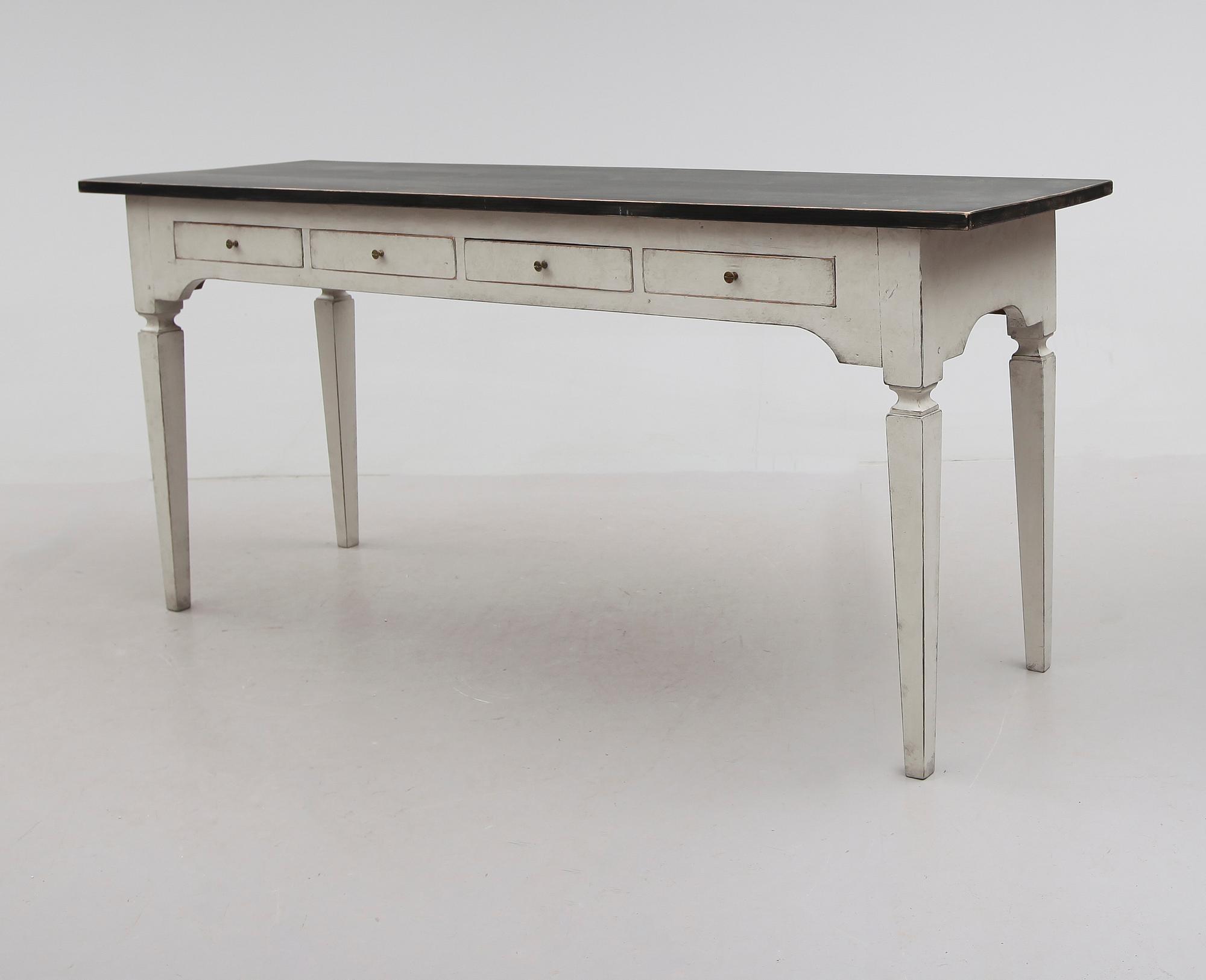 SIDEBOARD/AVLASTNINGSBORD, 1900-tal, delvis äldre delar.