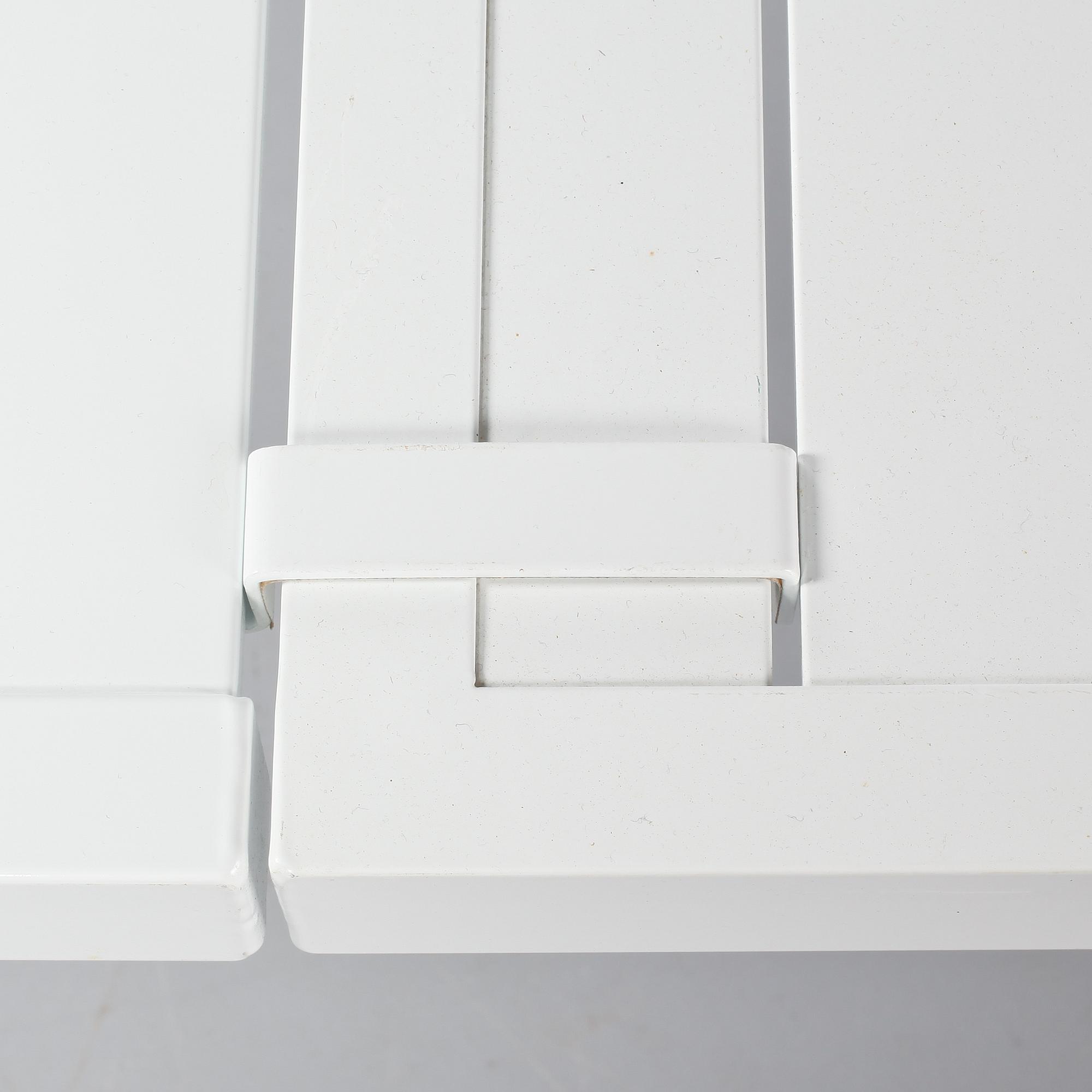 BORD, Elsa Stackelberg, Fri Form, omkring 2010.