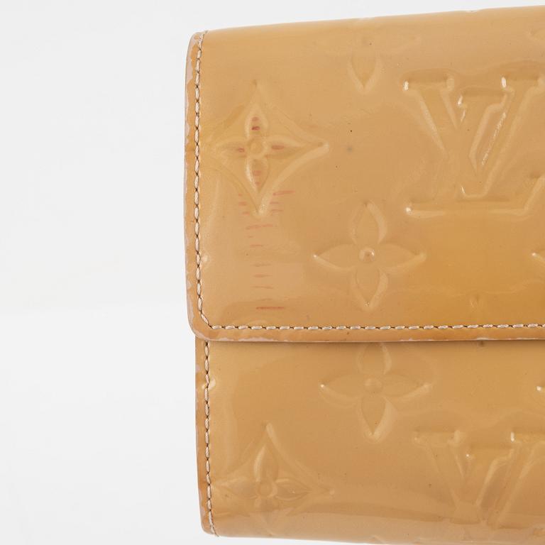 Louis Vuitton, a 'Sarah' vernis wallet.