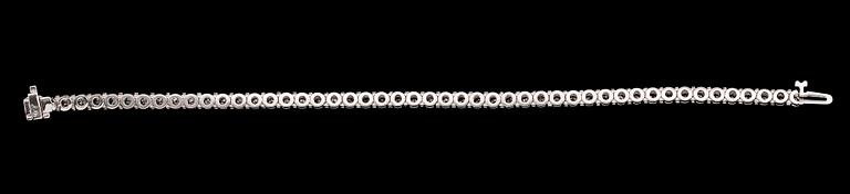 ARMBAND, 14 k vitguld, sk Rivière, briljantslipade diamanter tot 2.50 ct.