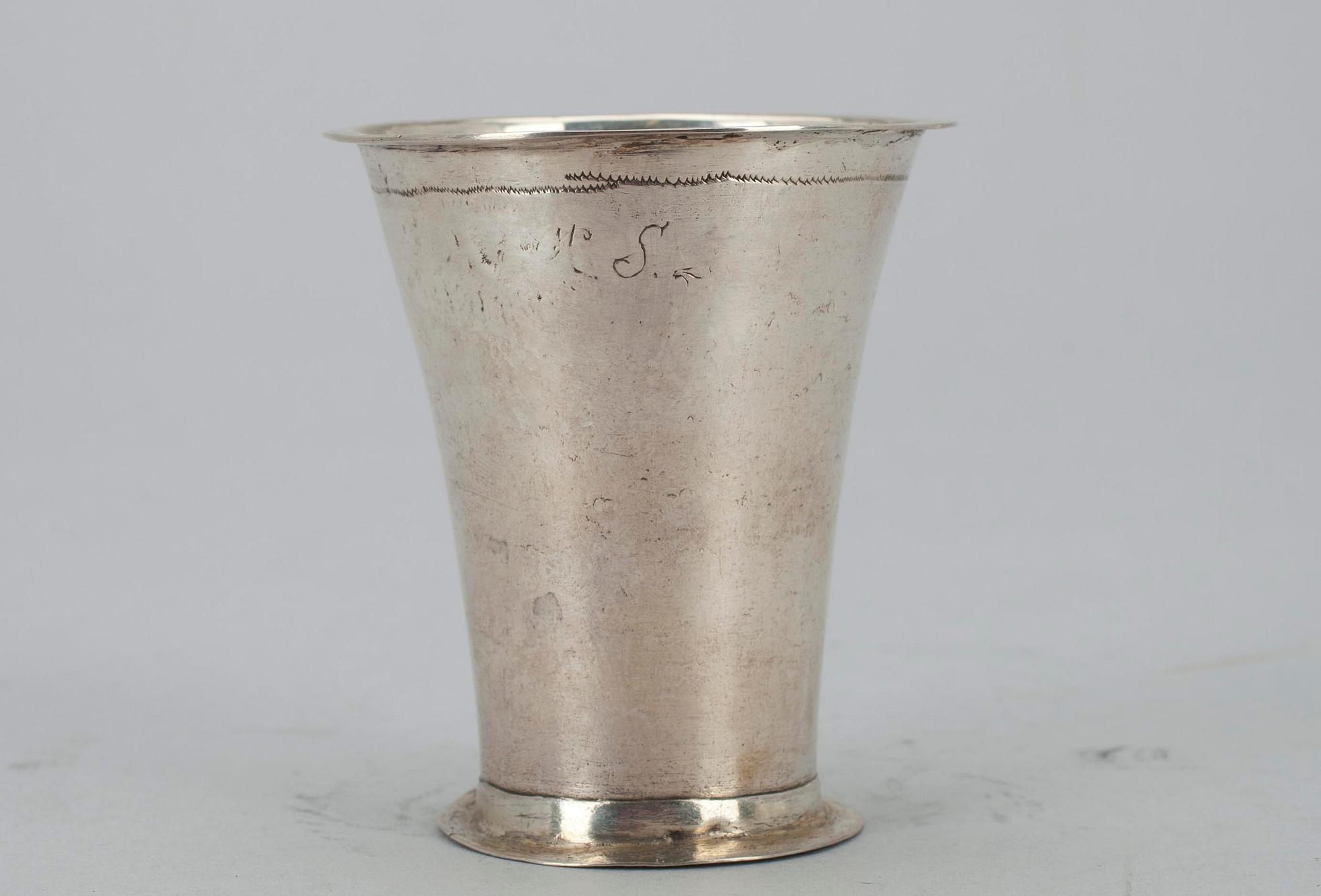 BÄGARE, silver, Johan Wittfoth (1733-1752), Åbo 1749. Vikt 43,5 g.
