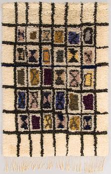Maija Kolsi-Mäkelä, a rya rug, model for Helmi Vuorelma. Circa 145 x 100 cm.