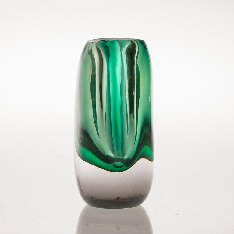 VAS, glas, Kosta, Vicke Lindstrand, signerad och numrerad.