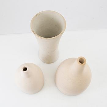 Gunnar Nylund, Vases 3 pcs. own workshop Lomma, later part of the 20th century.