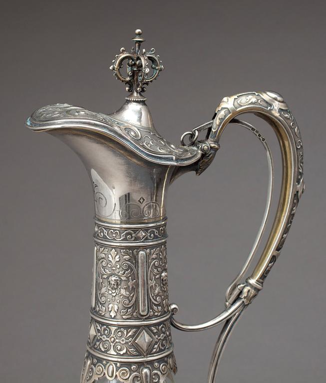 KARAFFER, silver och glas, ett par, Tyskland. Nyrenässans. 1877.