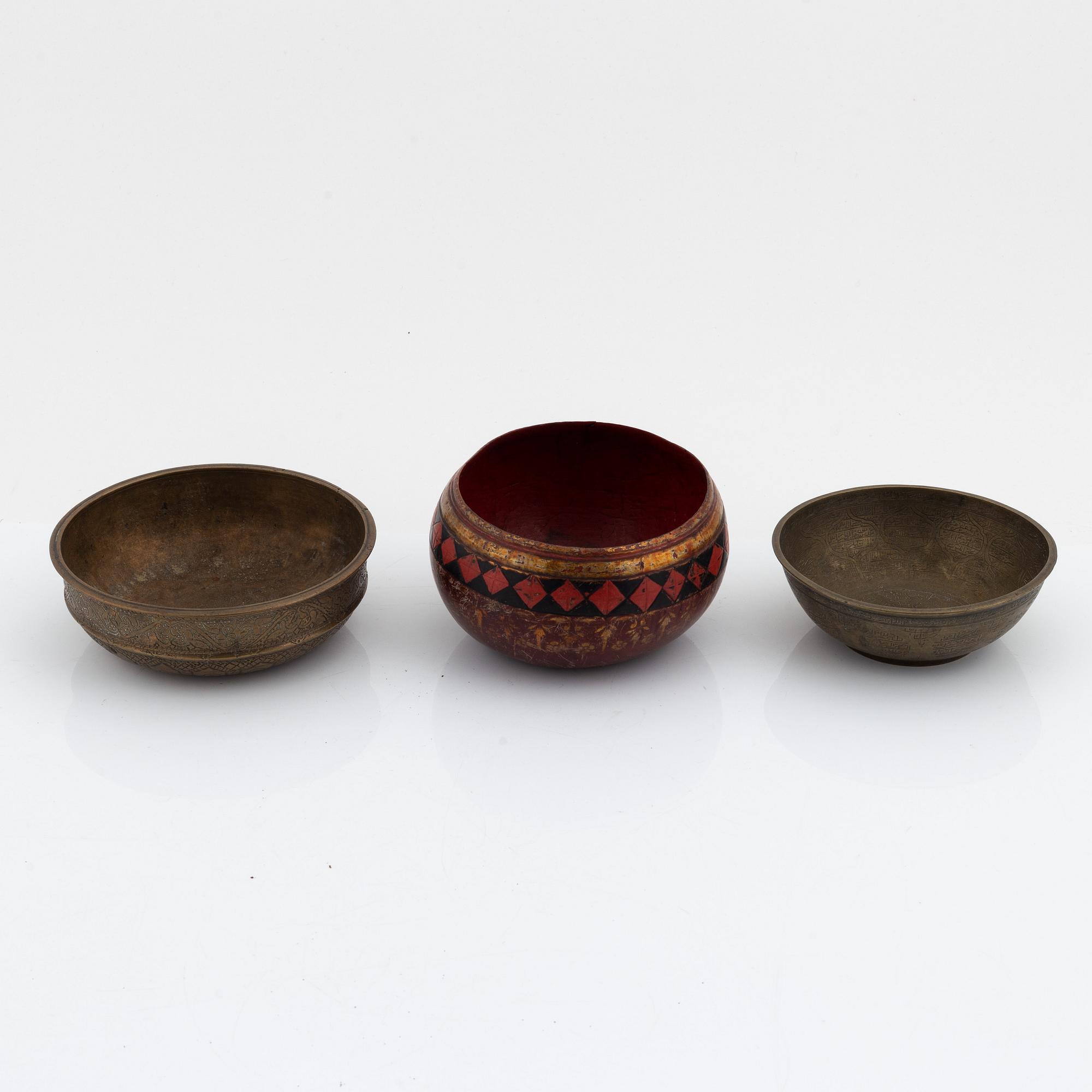A set with three begger bowls, Jakarta, Indonesia, 19th/20th Century.