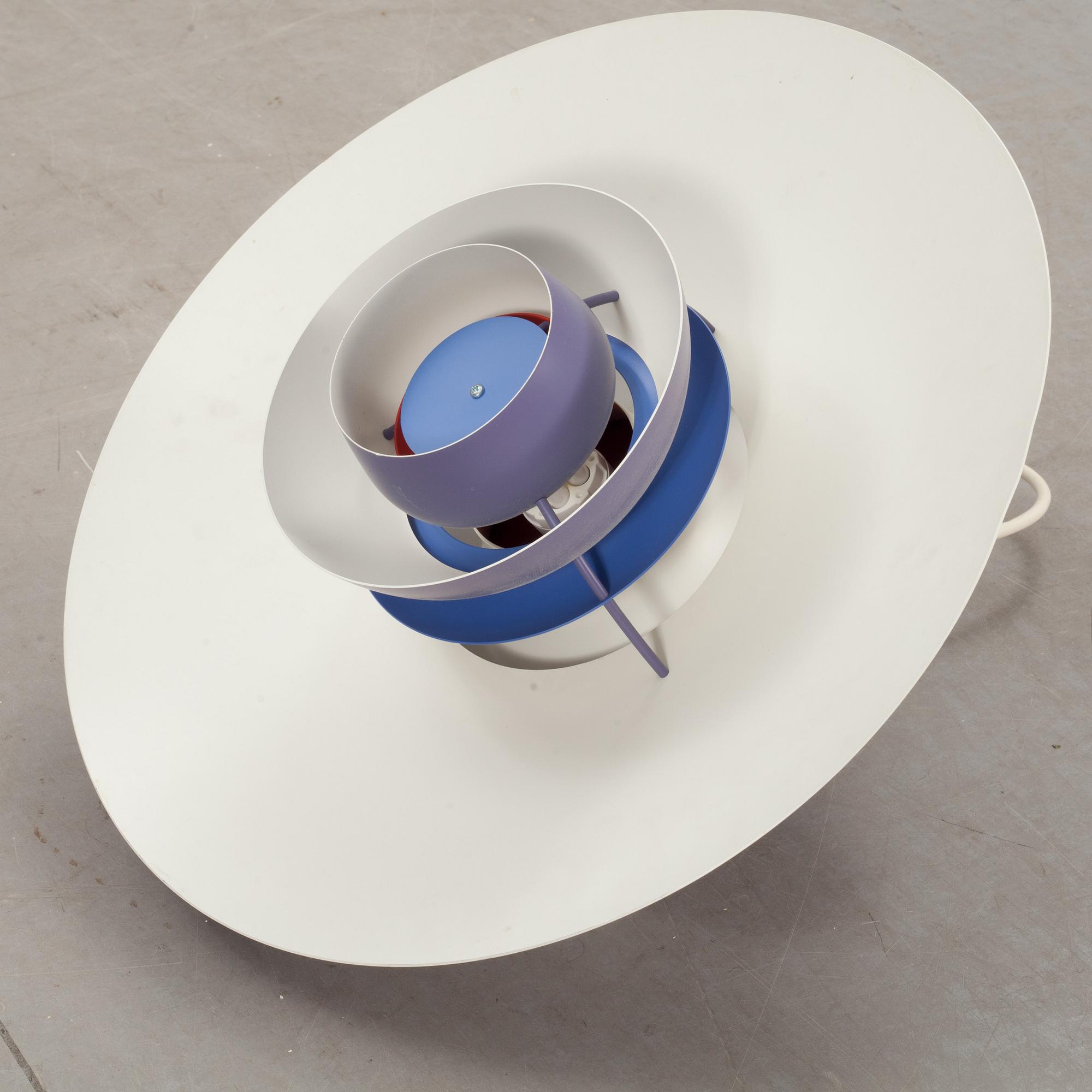 TAKARMATUR. PH 5. Poul Henningsen för Louis Poulsen, 1900-talets andra hälft.