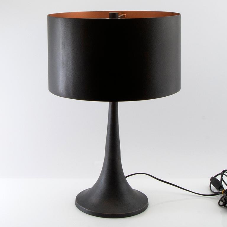 Sebastian Wrong table lamp "Spun light T2" for Flos 21st century.