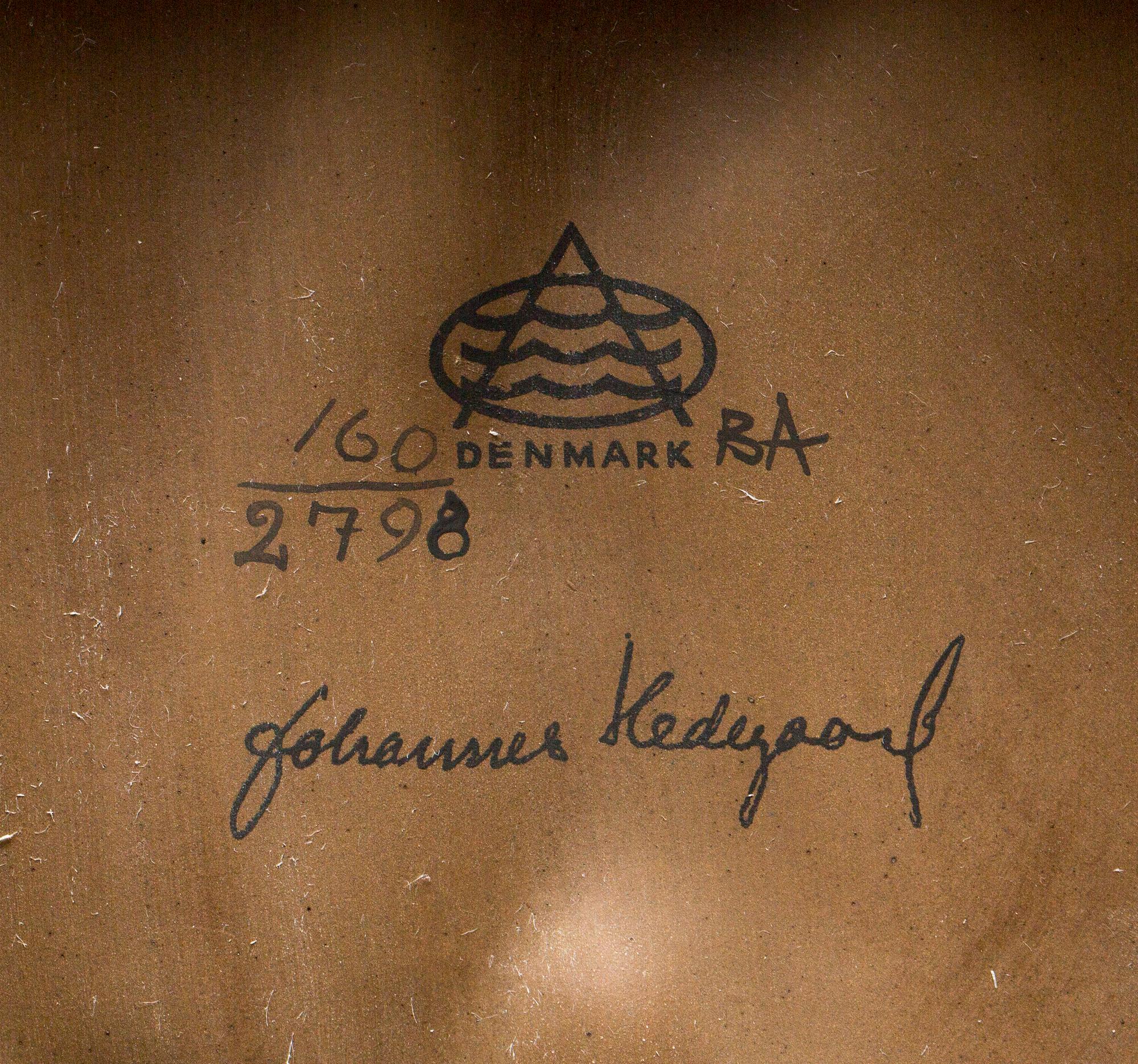 VÄGGPLAKETT, keramik. Johannes Kedegaard för Kgl. Aluminia. 1960-tal.