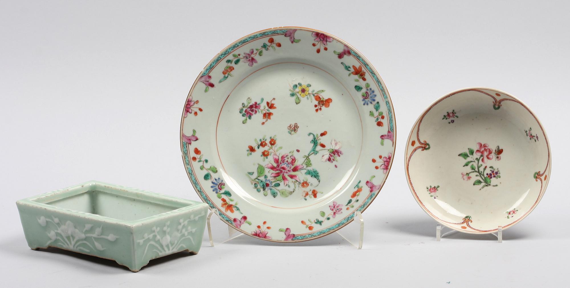 PARTI PORSLIN, 3 delar, Qianlong resp 1800-tal, Kina.