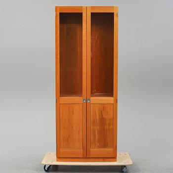 GÖRAN MALMVALL, show cabinet.