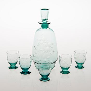 A set of five drinking glasses and a carafe from 1930s.